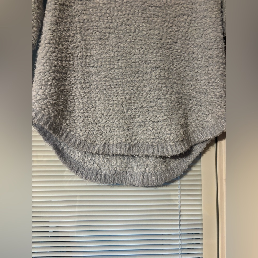 JohnPaulRichard Light Gray Bubble Knit Crewneck Sweater - Picture 3 of 8